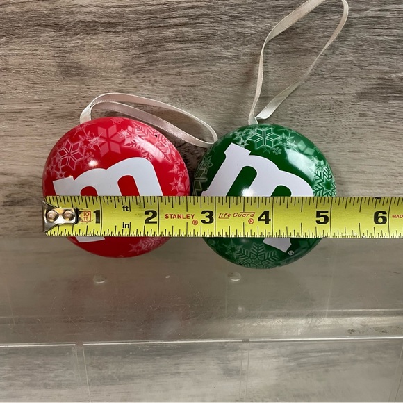 M&M Christmas Ornaments Green And Red Round Metal 3” - Picture 2 of 4